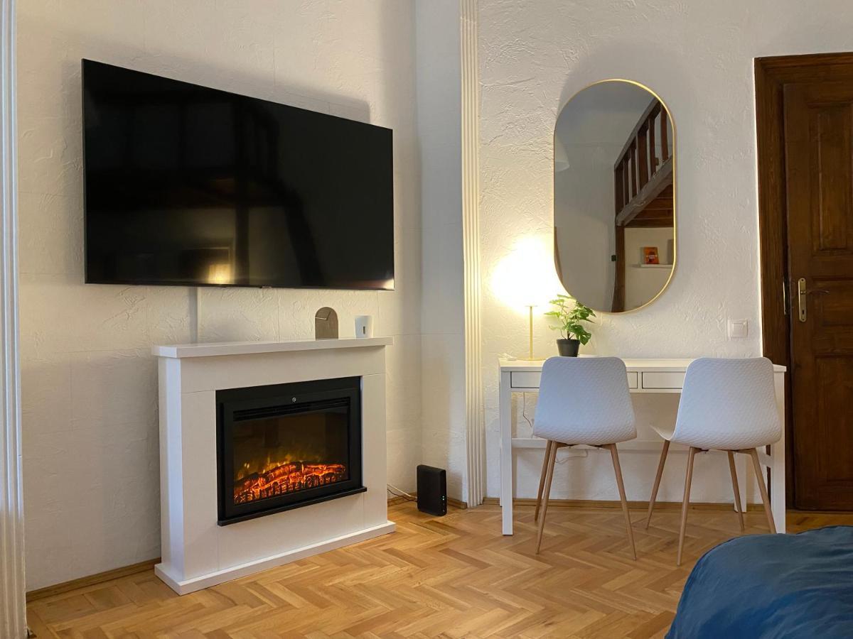Romantic City Centre Flat - Alexandra Apartment Budapest Luaran gambar