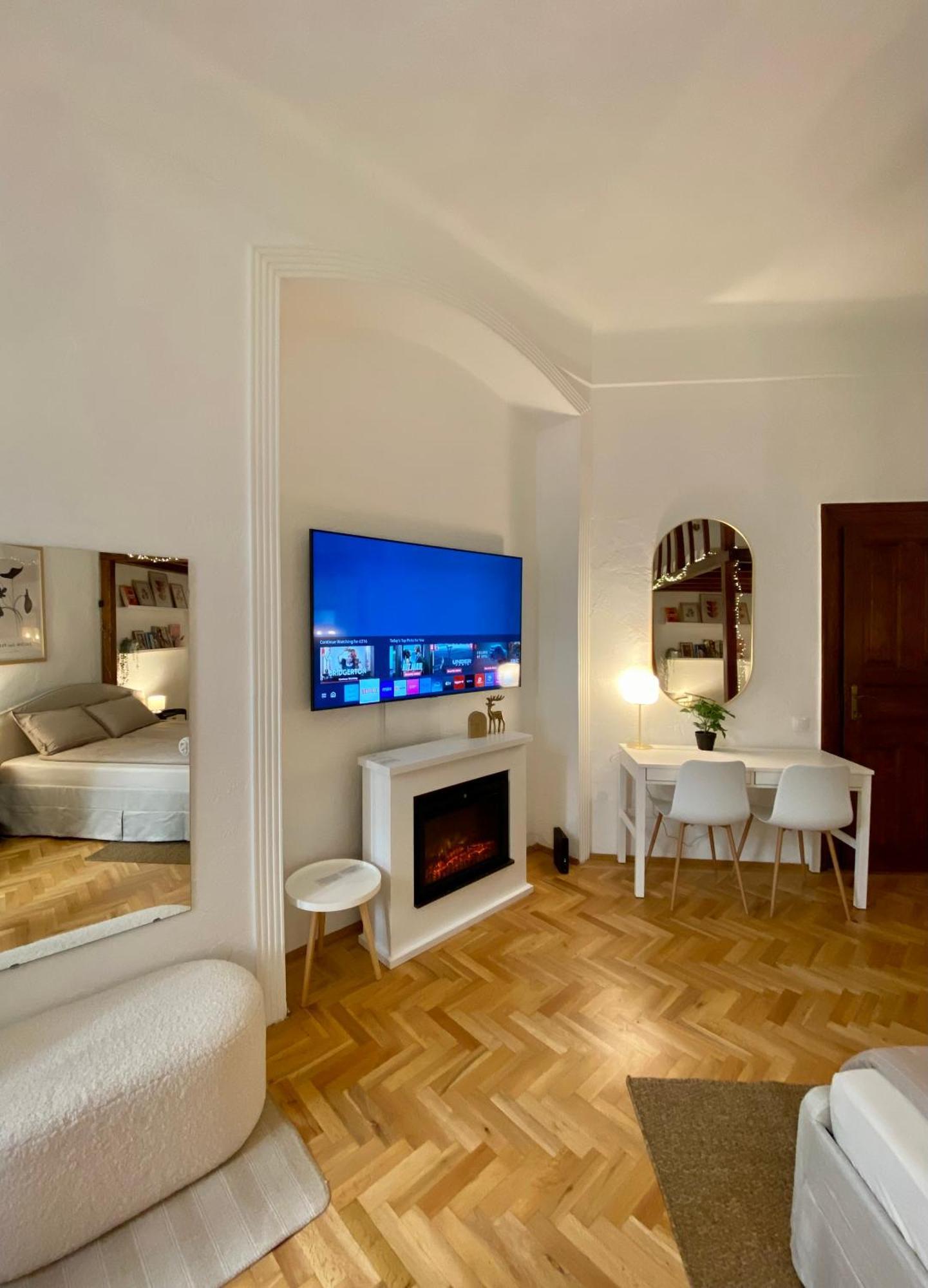 Romantic City Centre Flat - Alexandra Apartment Budapest Luaran gambar